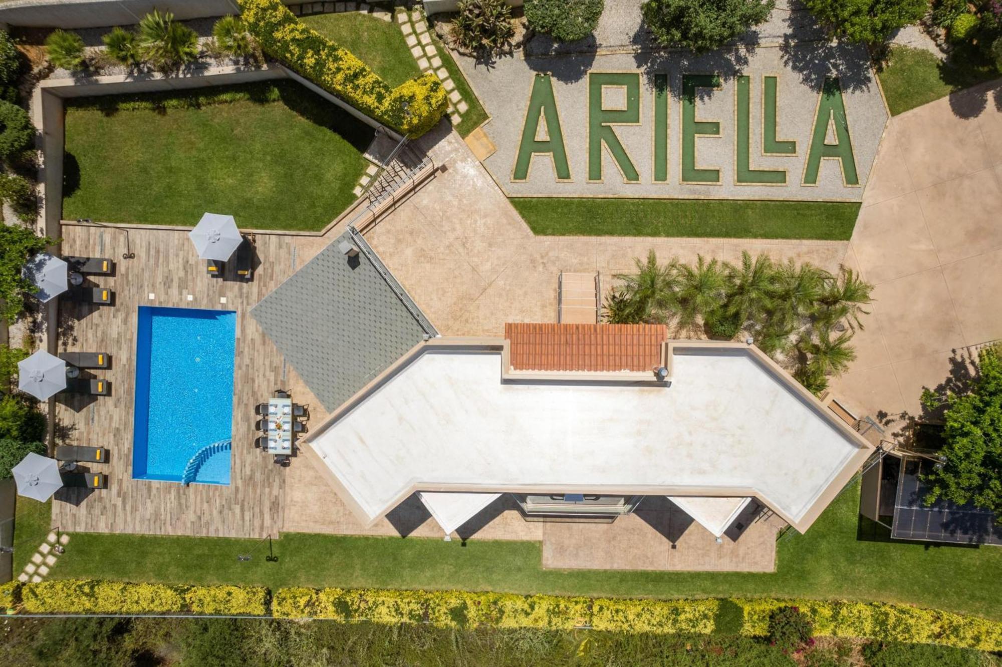 Villa Ariella With Sea View Agia Marina Extérieur photo